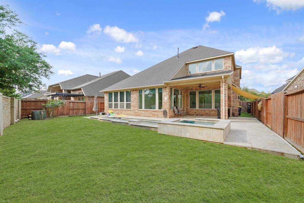 Welcome to your new backyard! Check out all of that wonderful green space for the kids and pets to run around in.