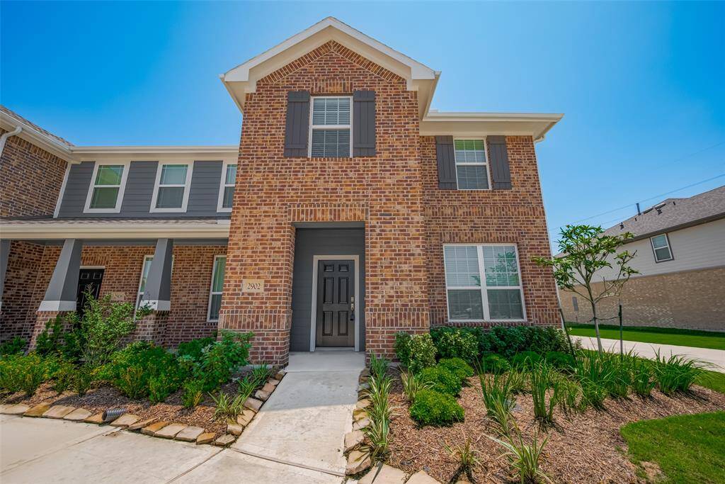 This beautiful end-unit home shares one wall with neighbors and is quietly tucked in the back.  It has a charming curb appeal and abundant natural light throughout.