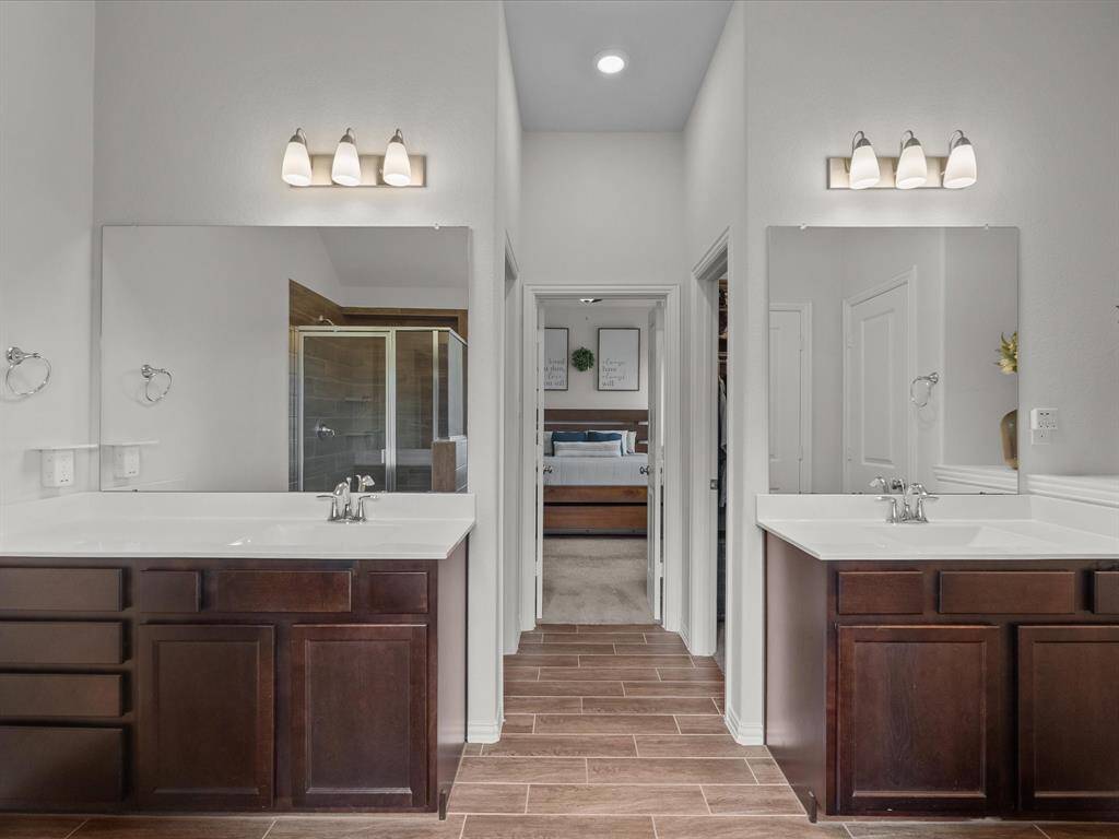 Dual sinks AND two walk in closets.