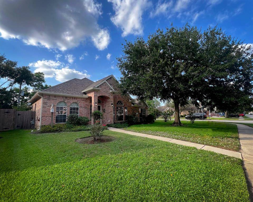 The house has a classic design and a welcoming entrance. Located on a corner lot with no back neighbors. Ideal for anyone seeking a cozy suburban home.
