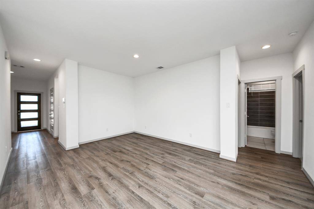 The possibilities are endless! Make this charming space either dinning area or another living area. This versatile area is waiting for your personal touch!