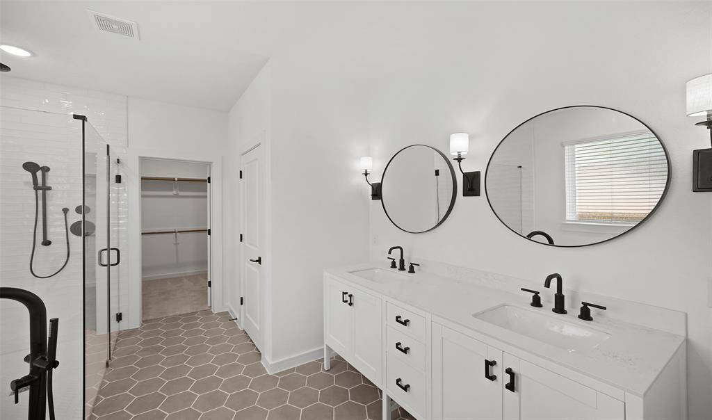 Relaxing primary bath (*Photo not of actual home and used for illustration purposes only.)