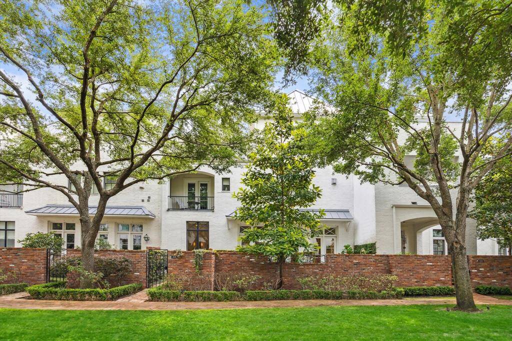 Welcome to 3236 Bammel Lane — a beautifully appointed three-bedroom home nestled in the heart of the highly sought-after Upper Kirby neighborhood.