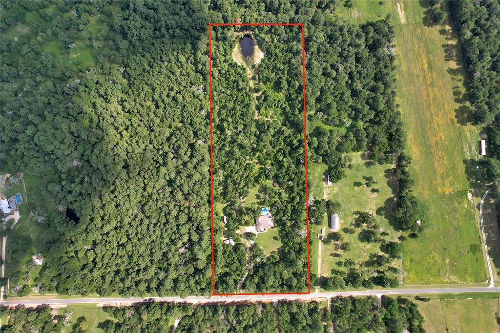 Aerial photo of the 10 acres. Nice and private.  There are trails throughout the whole property for the adventurer!