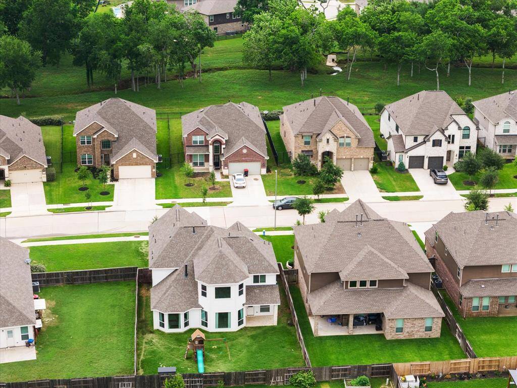 Vanbrooke has several green spaces, including this featured green space.