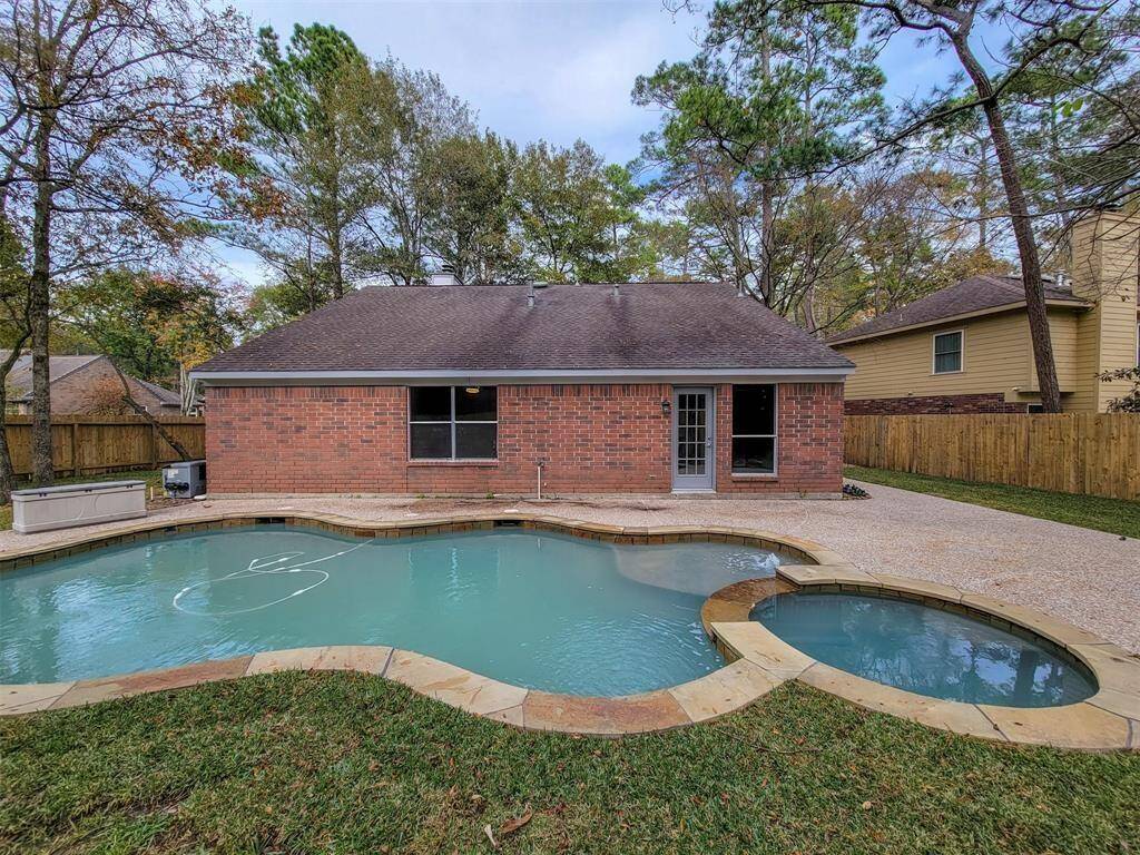 Enjoy this pool and spa all year long.