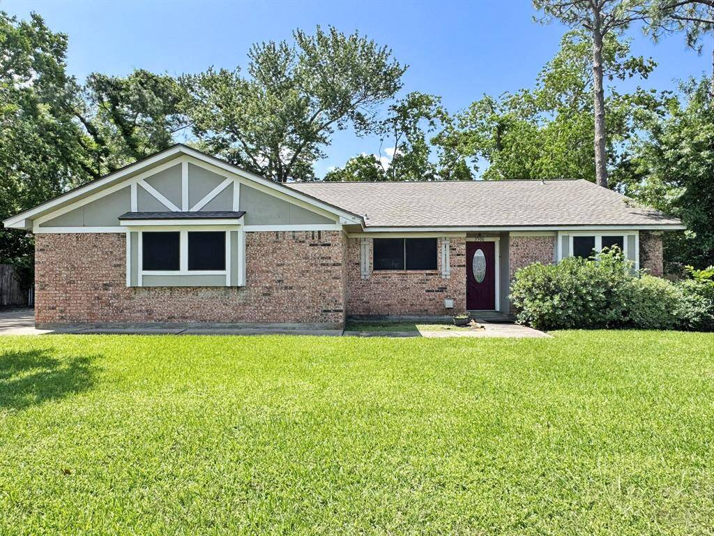 3506 E Orange St. Pearland, TX