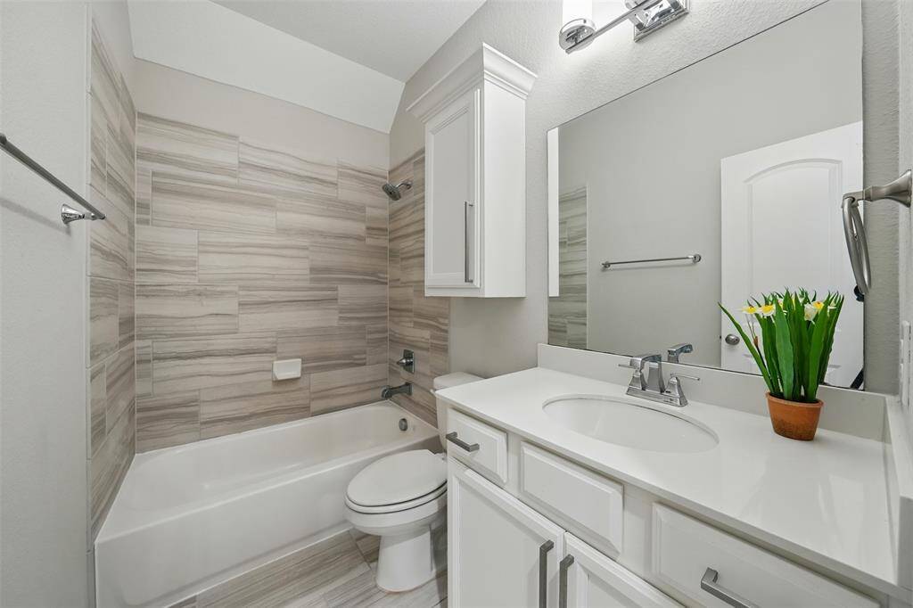 Bathroom Second Floor