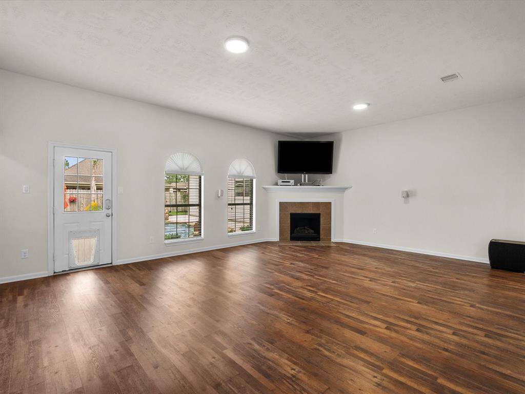 The heart of the living area would have to be this extra large living room!  This room offers many possible furniture configurations and generous space for large sectionals, multiple recliners or sofas and side tables.  See this room in person to appreciate the true size!