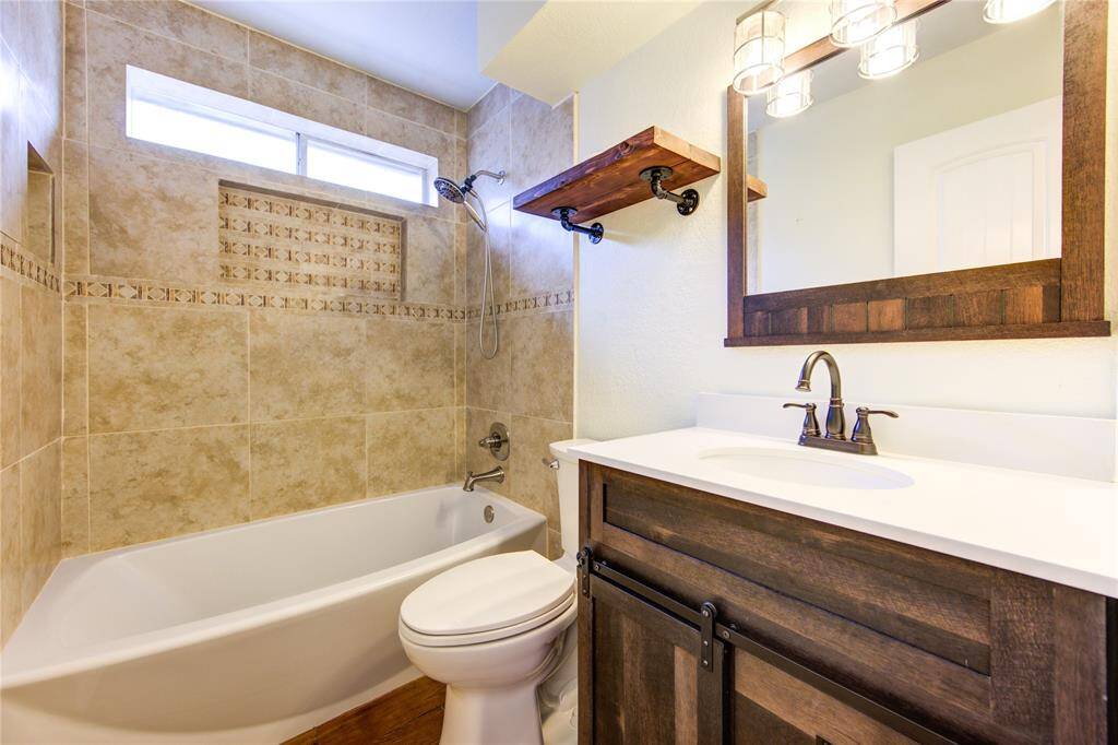 Secondary Bath