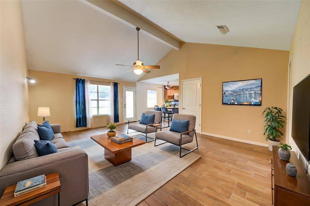 Living - Virtually Staged