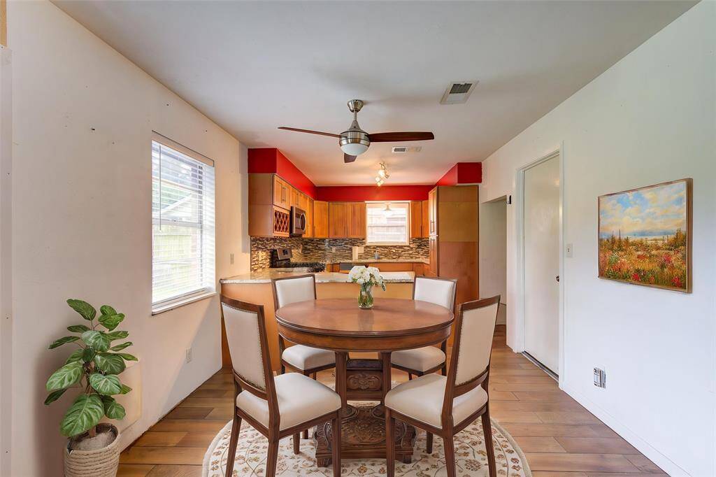 Kitchen/Breakfast - Virtually Staged