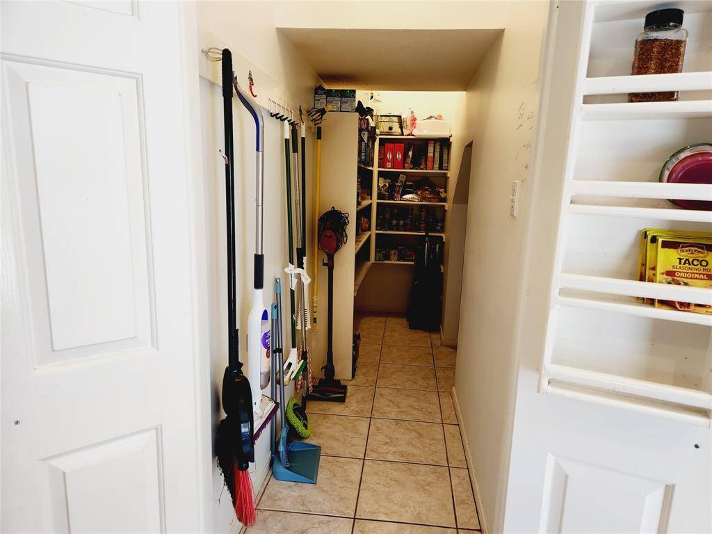 Oversized pantry