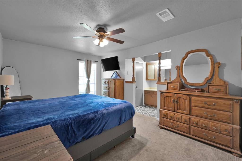 Primary suite