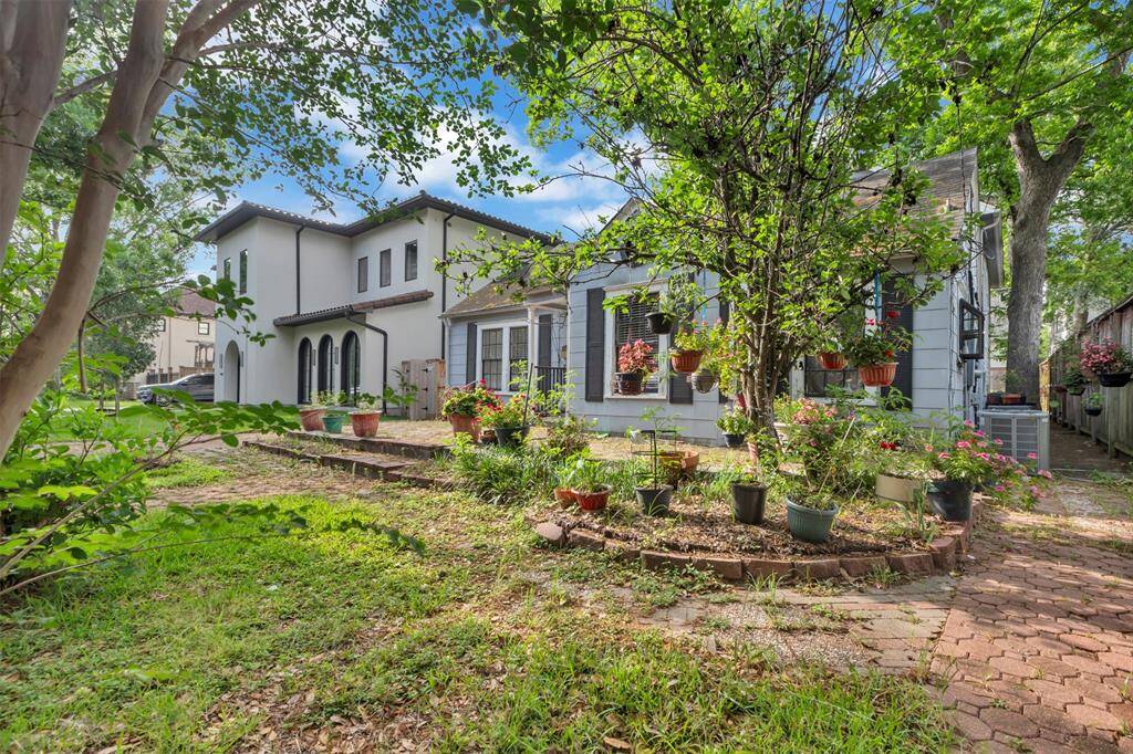 Cozy backyard space with great potential—ideal for transforming into a small, private garden retreat.