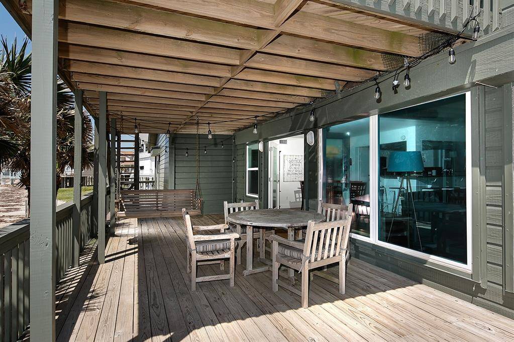 wrap-around deck!