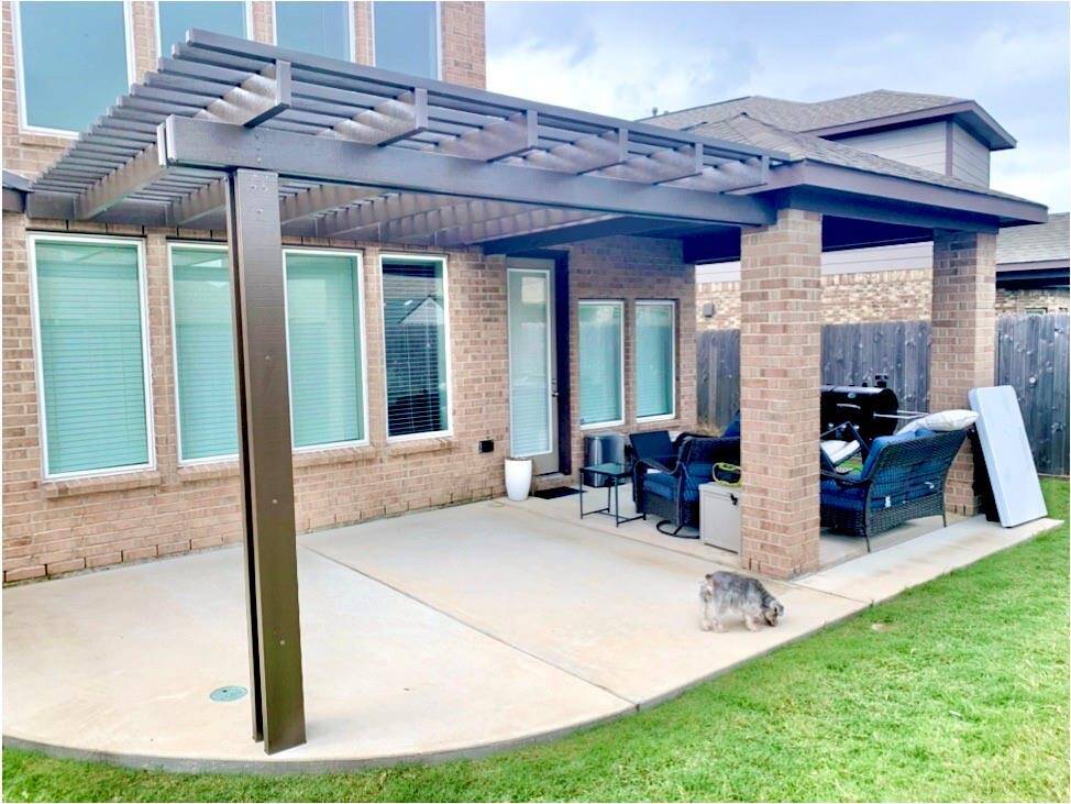 Another view of the patio