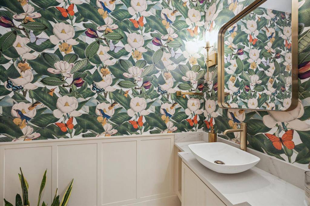 Downstairs half bathroom
