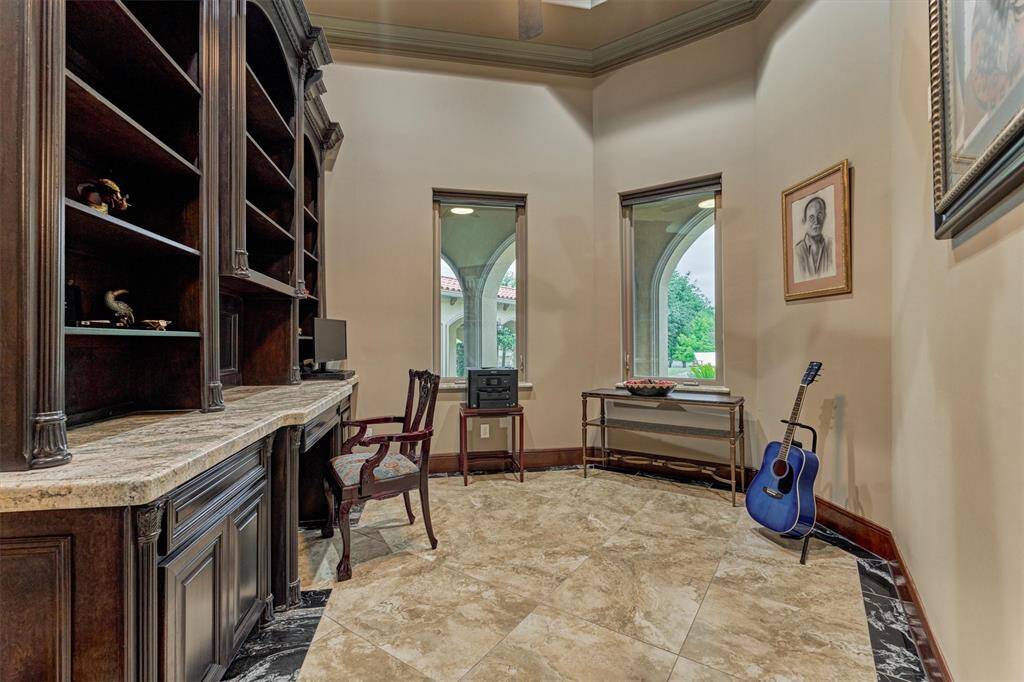 Private home office