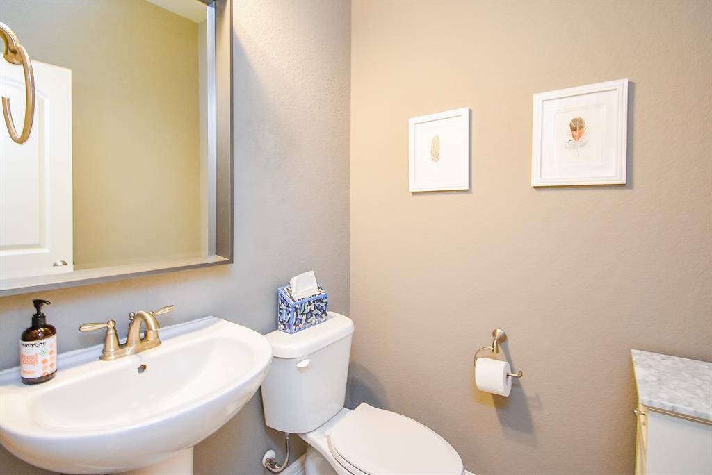 This home has 4 full baths as well as one half bath!