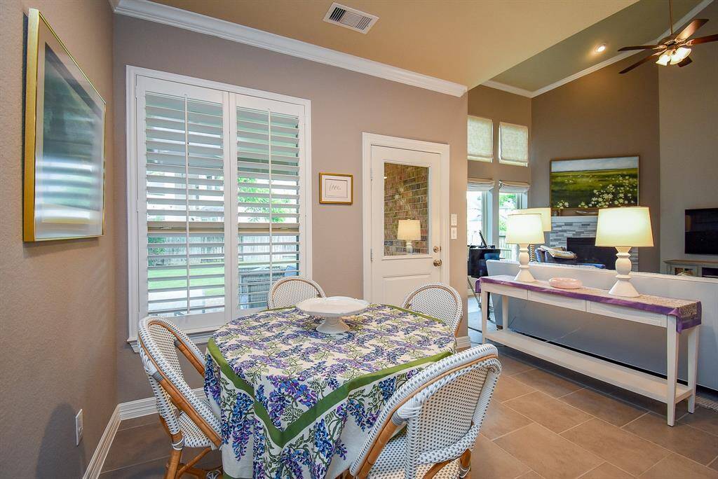 Peacefully enjoy the beautiful views of the backyard from the breakfast nook.
