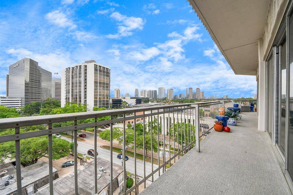 Your view includes The Galleria skyline and Downtown Houston...all the way to the medcenter!