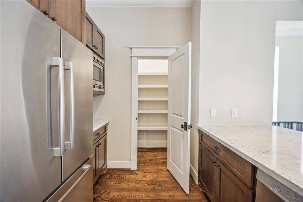 Nice storage in the walk in pantry.