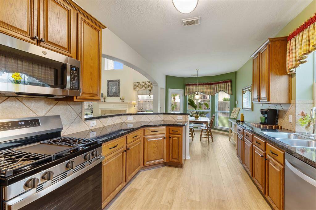 Open Kitchen