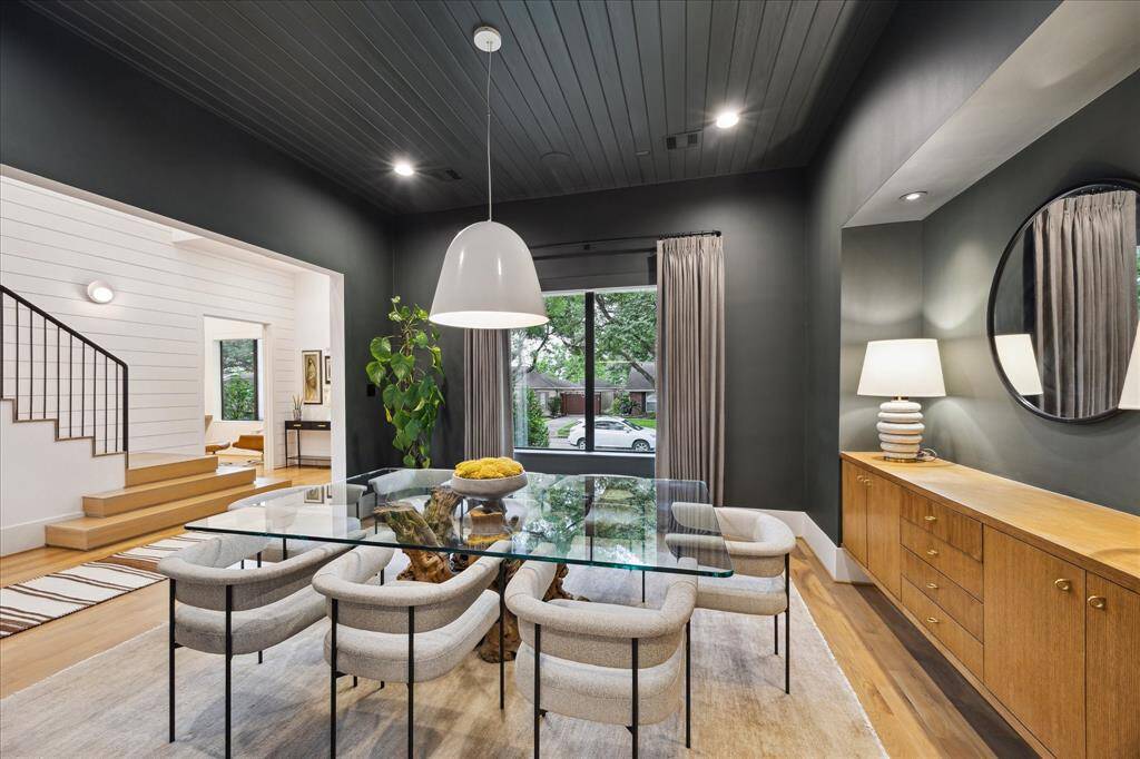 Additional view of this stunning space!