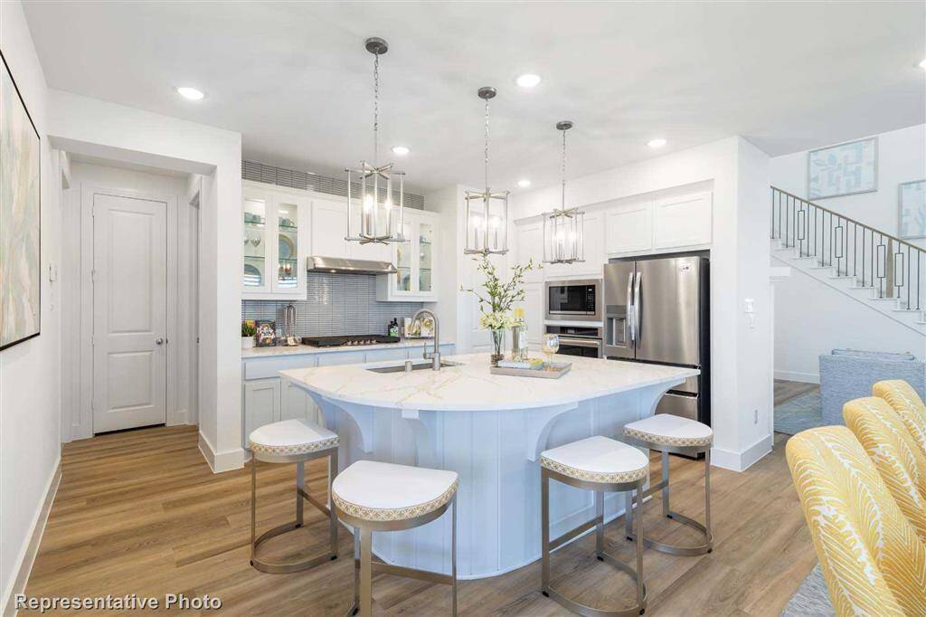 The glass cabinets add just an elevated touch!