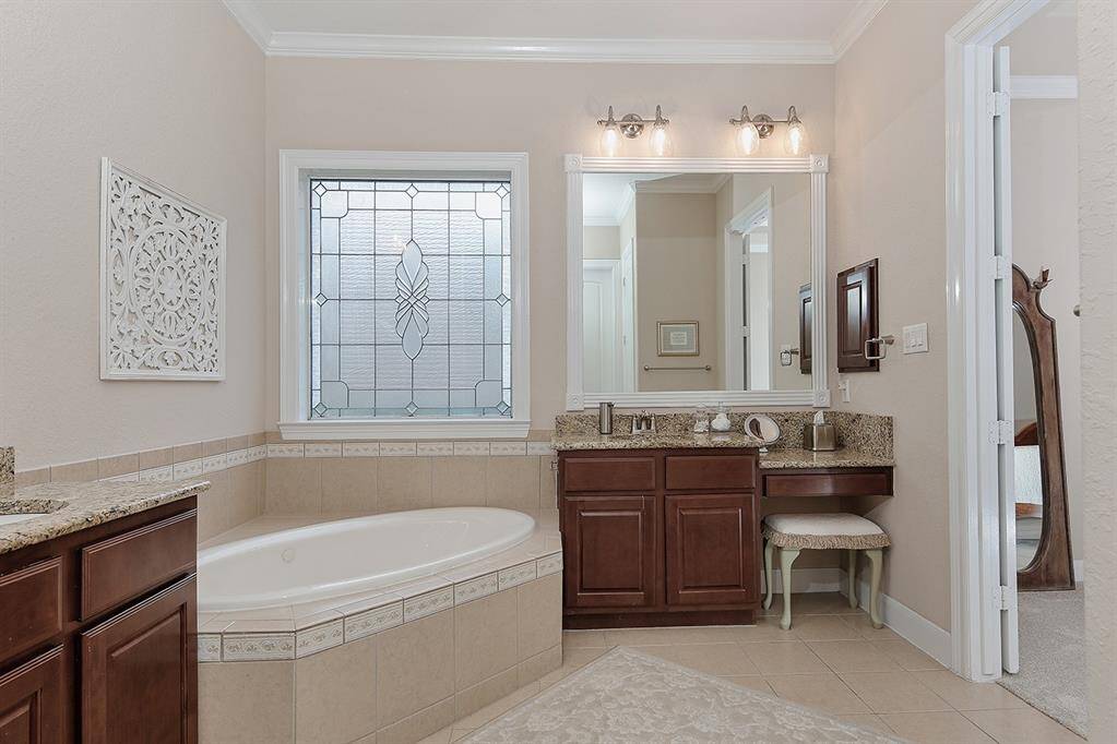 Great vanity space for a stool with lowered counter.