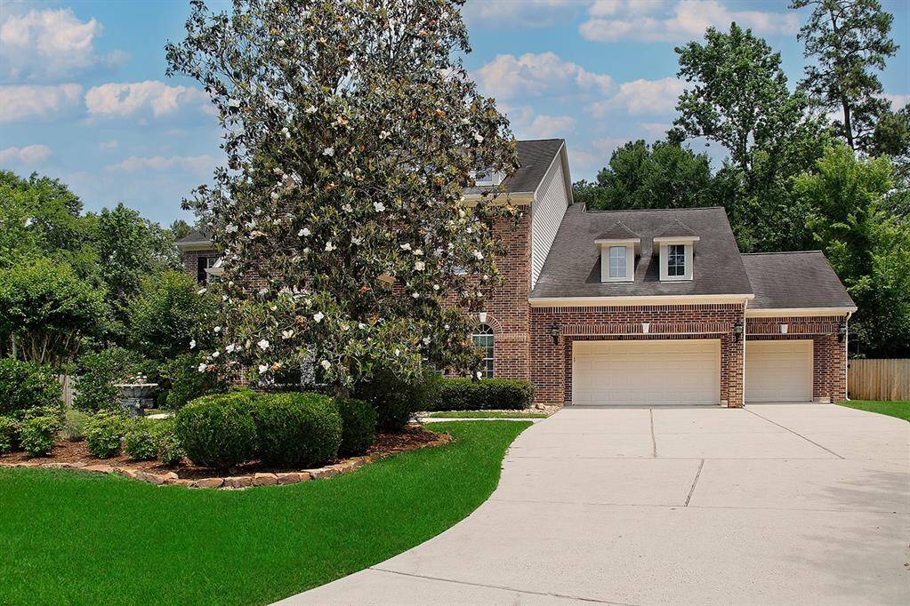 A 4 car garage is a highly desired feature and this home has the spacious driveway to go with it.
