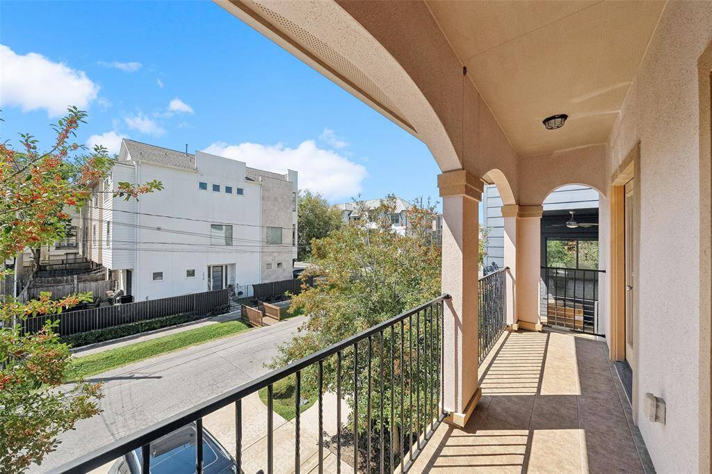 The balcony is perfect for watching the neighbors on their evening strolls, if you want.