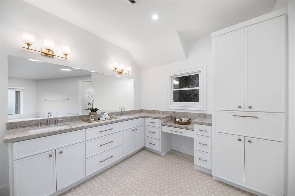 Primary - double sinks and vanity area