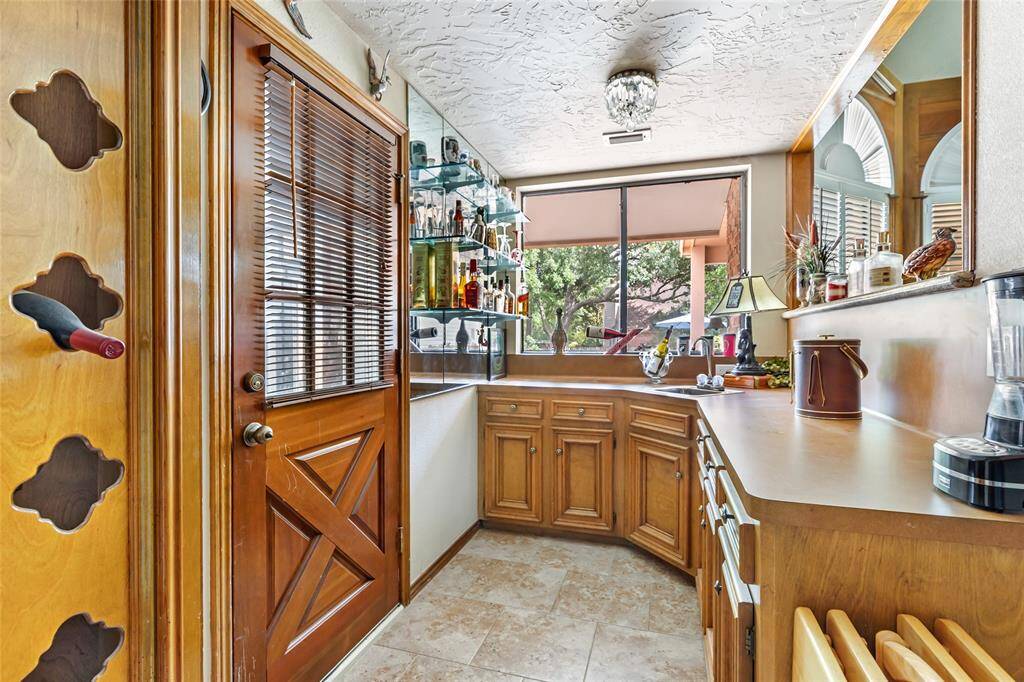 Wet Bar