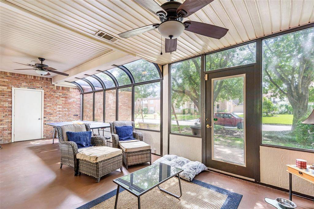 Sunroom with central AC and Heat
