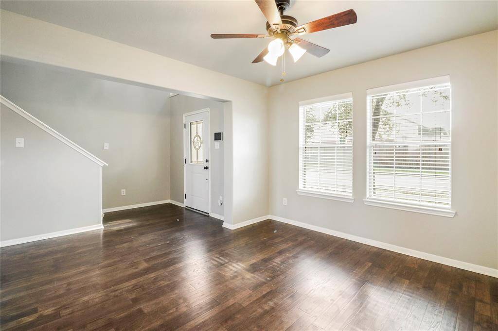 Dining/Entry