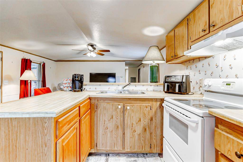 Perfect for comfortable living and entertaining.