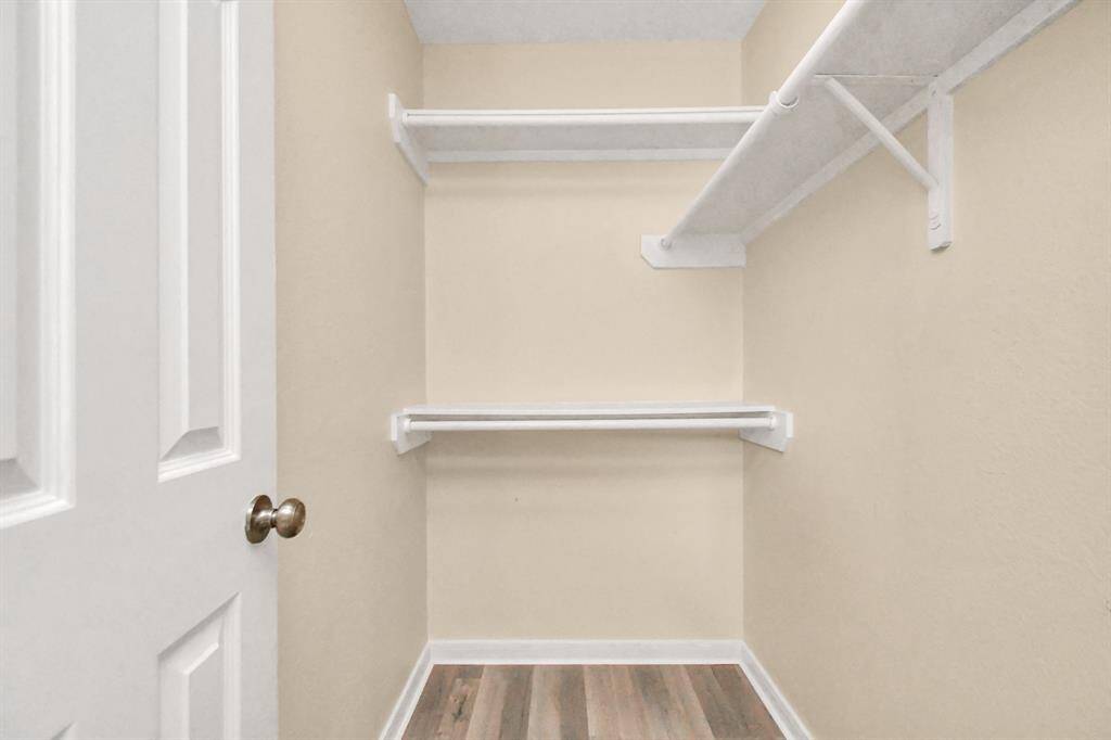 Bedroom 2 Walk-In Closet