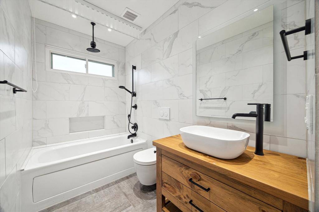Secondary Bathroom