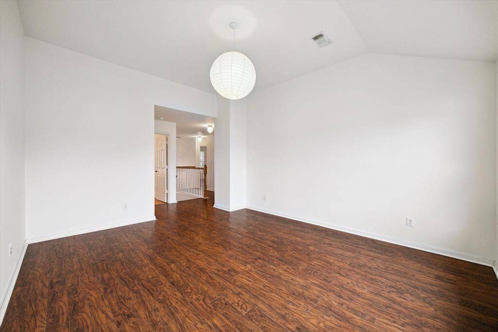 Game room/Office/Flex room