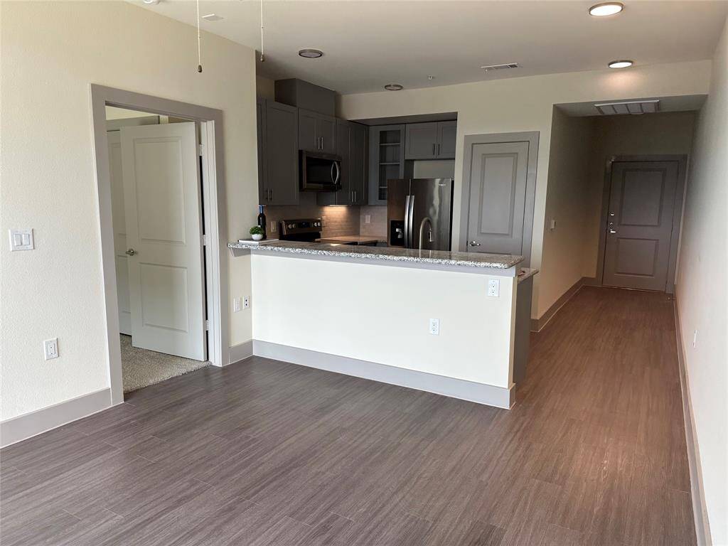 Open Kitchen
