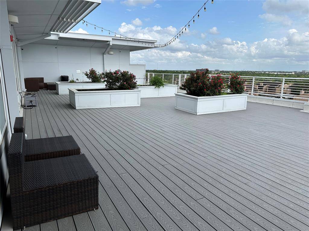 6 floor Terrace