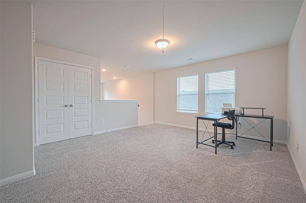 Flex Room