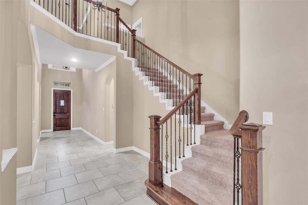This entry allows plenty of space for welcoming guests