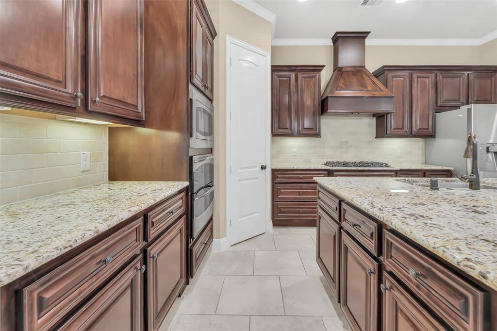 Spacious Kitchen with Ample Counter Space for Entertaining