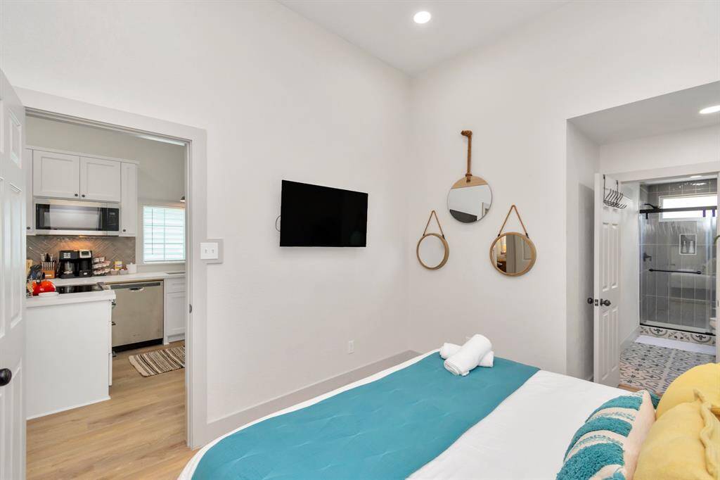 primary bedroom with ensuite bathroom