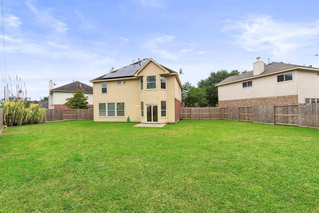 Spacious Backyard
