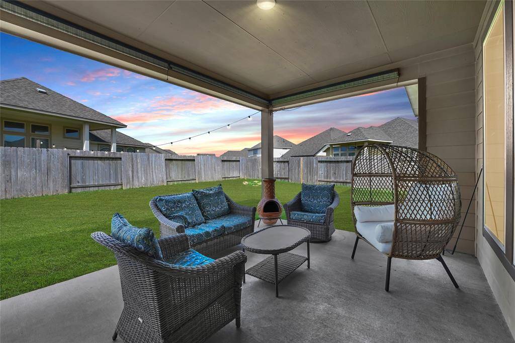 Whether you envision a custom-built swimming pool, a lush garden, or a relaxing outdoor space for kids and pets to play, your backyard is truly a blank canvas to create your dream outdoor retreat.