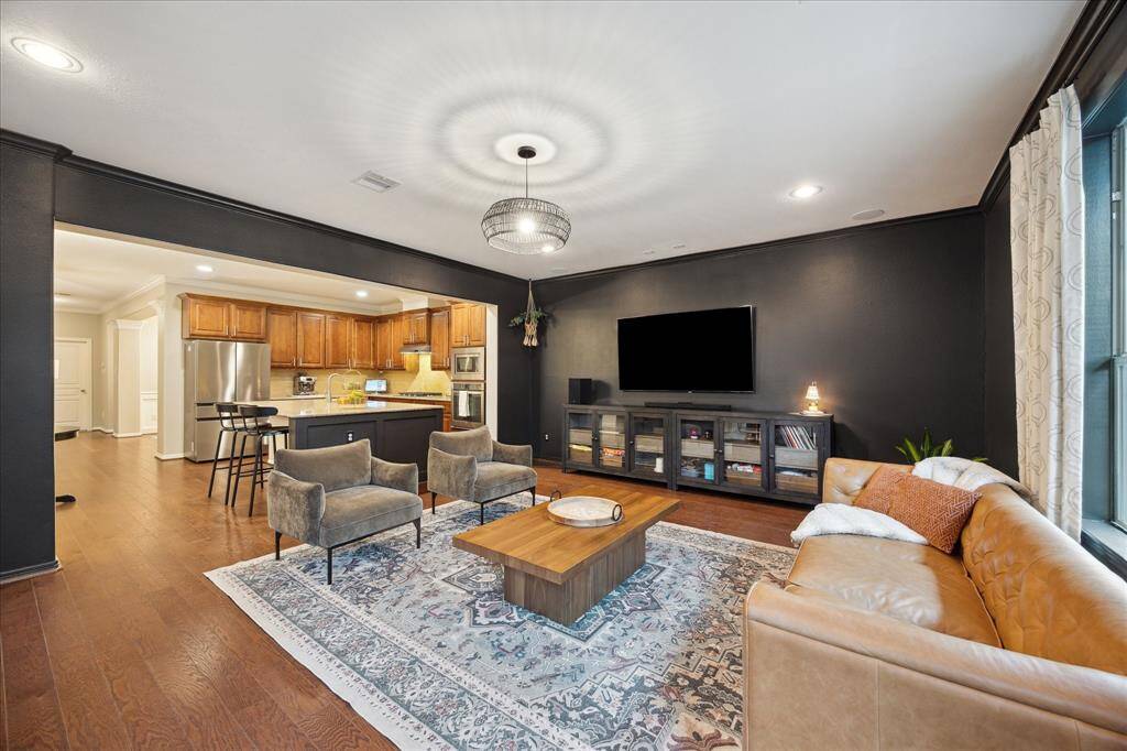 Every room in this open layout definitely shines with it's own personality but also blend so harmoniously.  Picture perfect throughout!